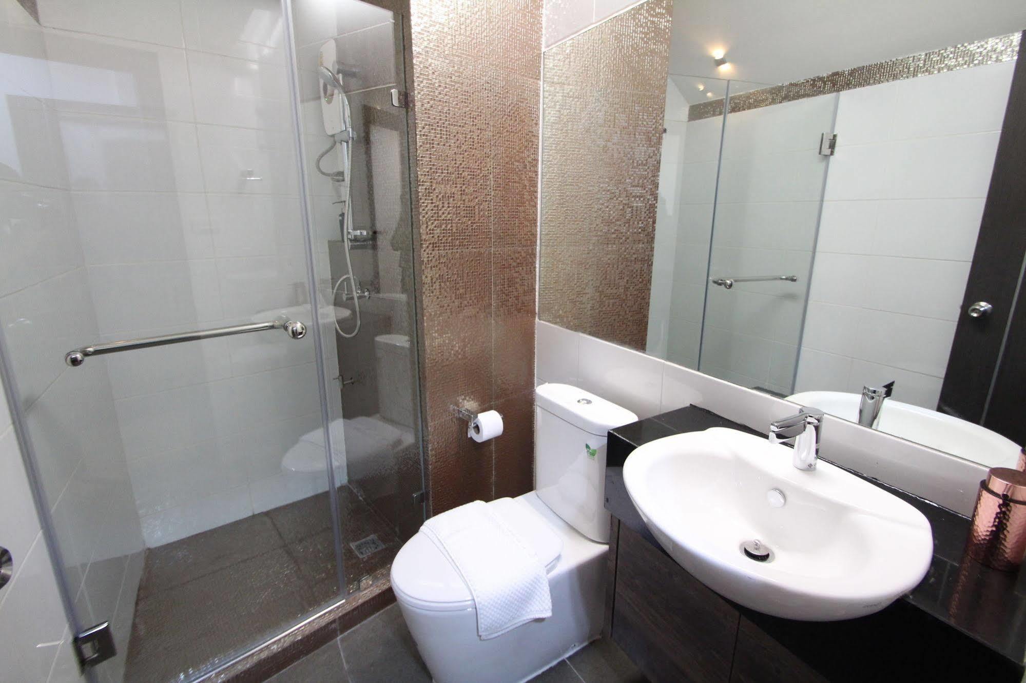 בנגקוק Preme Hostel מראה חיצוני תמונה